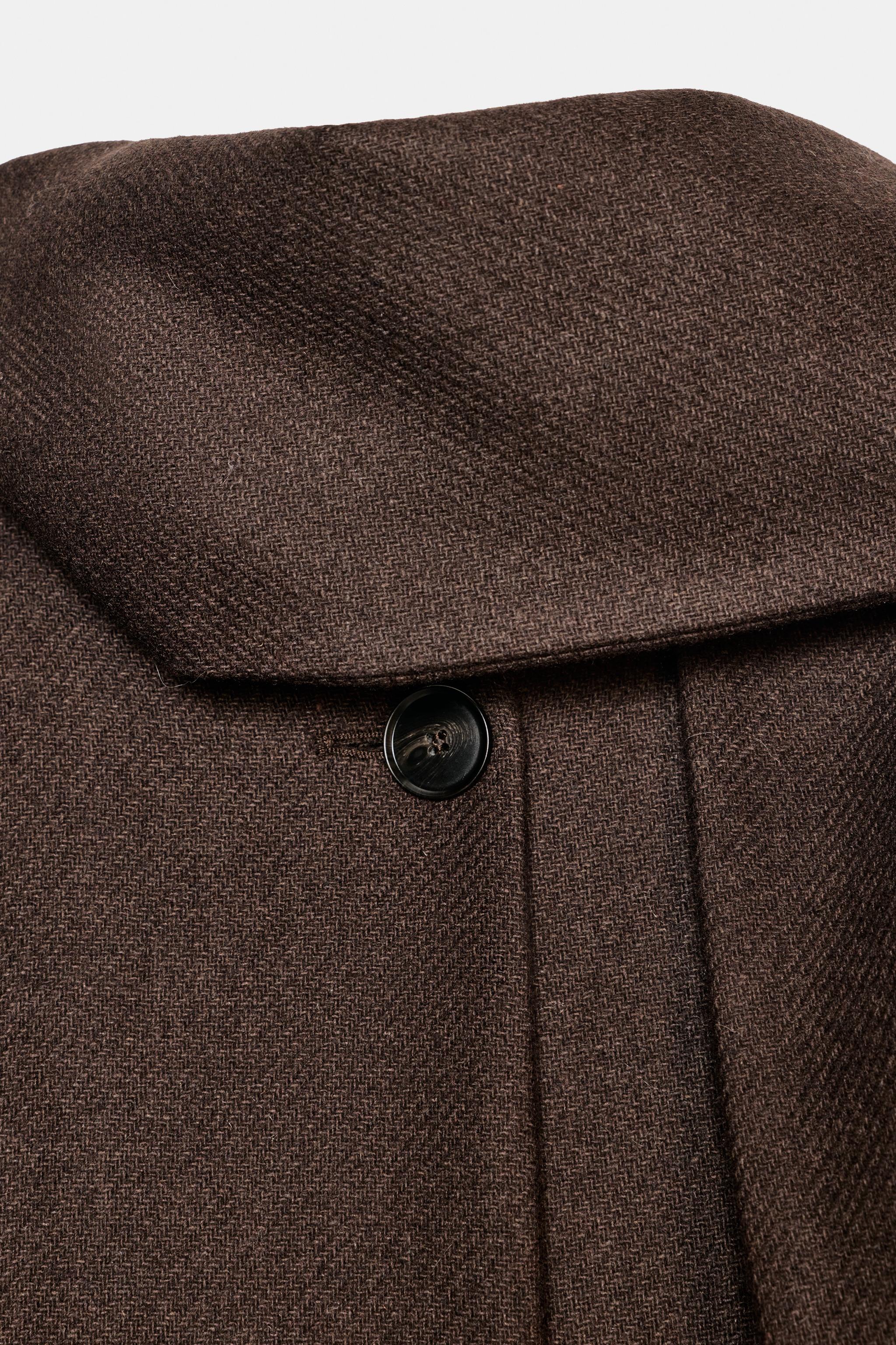 WOOL BLEND SHORT COAT WITH SCARF